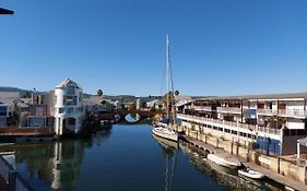 Belle View @ Knysna Quays